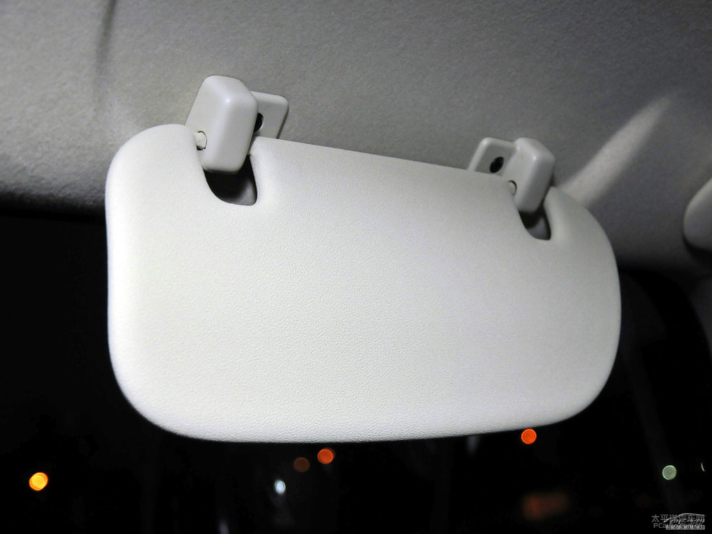 熱巧克力色MINI CLUBMAN車廂內(nèi)飾圖片