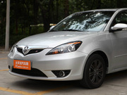 2010款 三廂 1.5L MT 運動版 2010款 三廂 1.5L MT 運動版