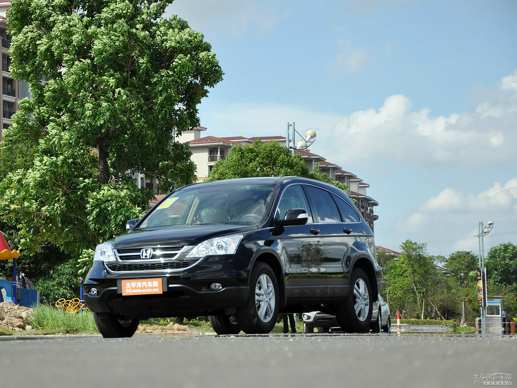 彩晶黑本田CR-V外觀圖片