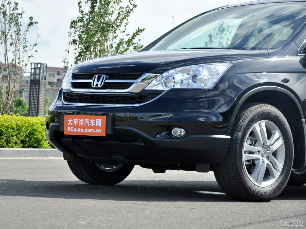 彩晶黑本田CR-V外觀圖片