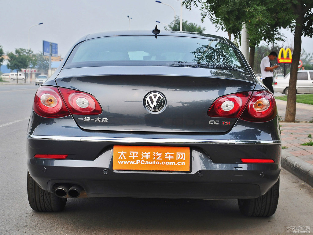 玄武灰大眾CC外觀圖片
