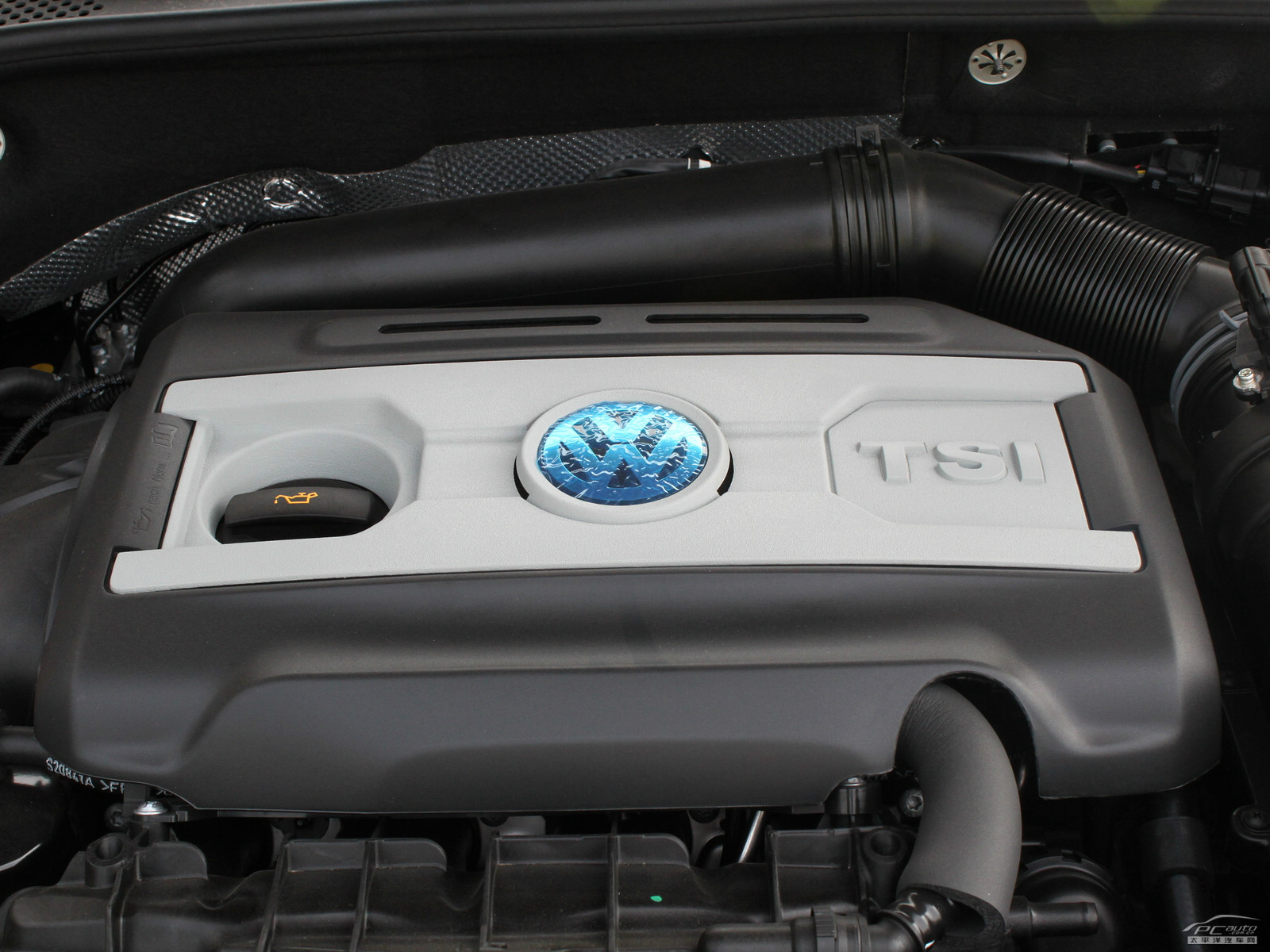 帕薩特細(xì)節(jié)高清大圖