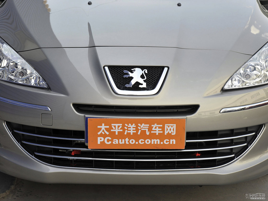 皓月灰標(biāo)致408外觀圖片