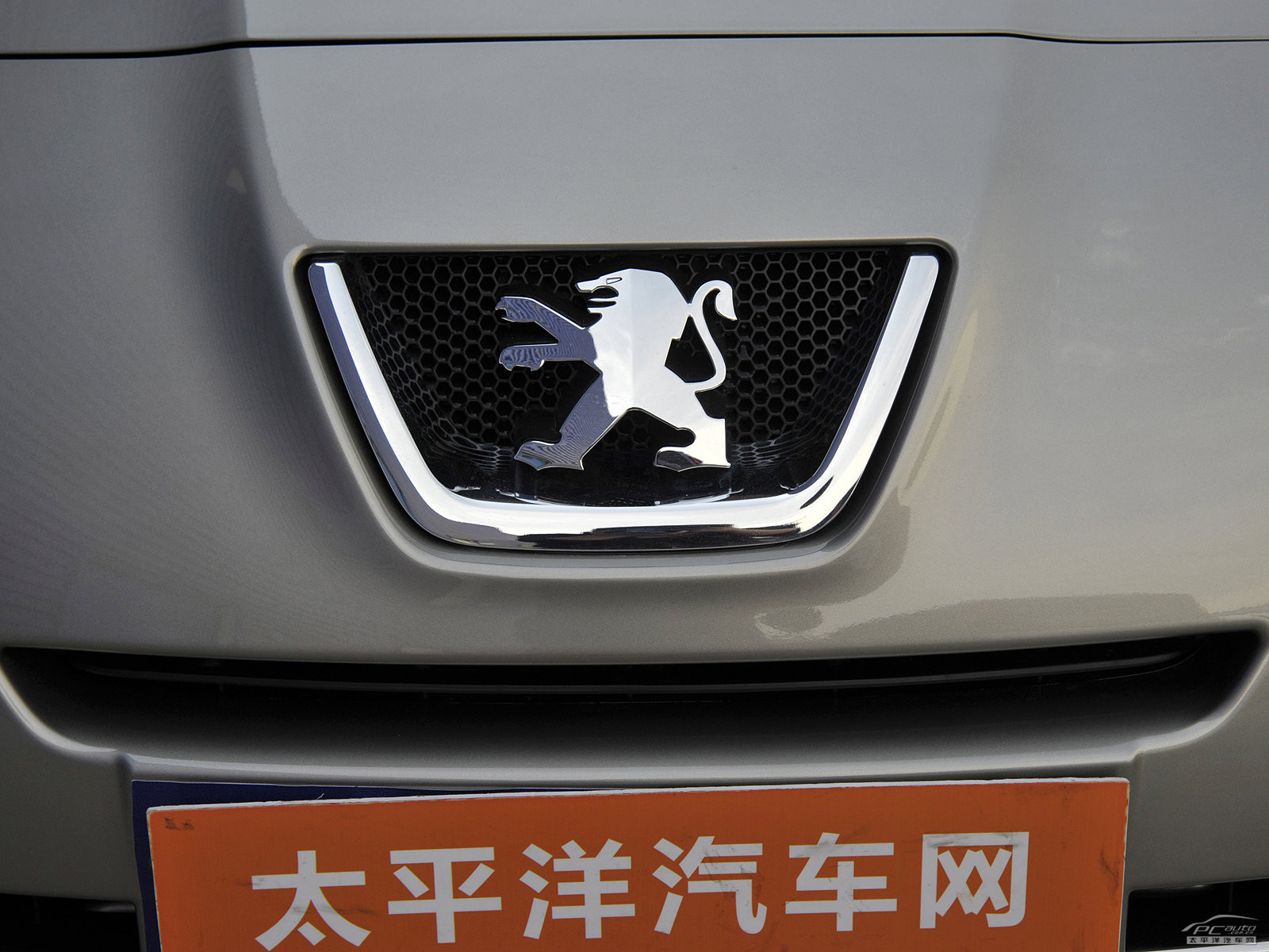 標致408細節(jié)高清大圖