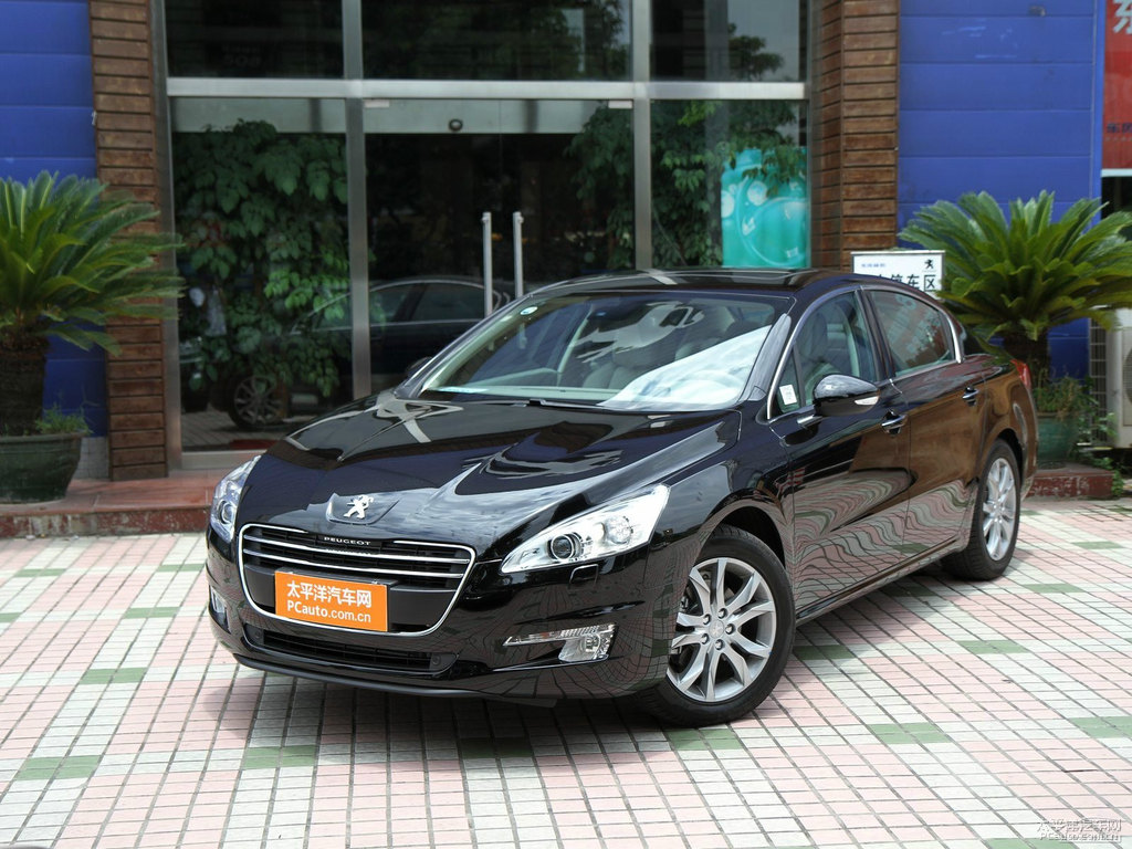 碳晶黑標(biāo)致508整車外觀外觀圖片