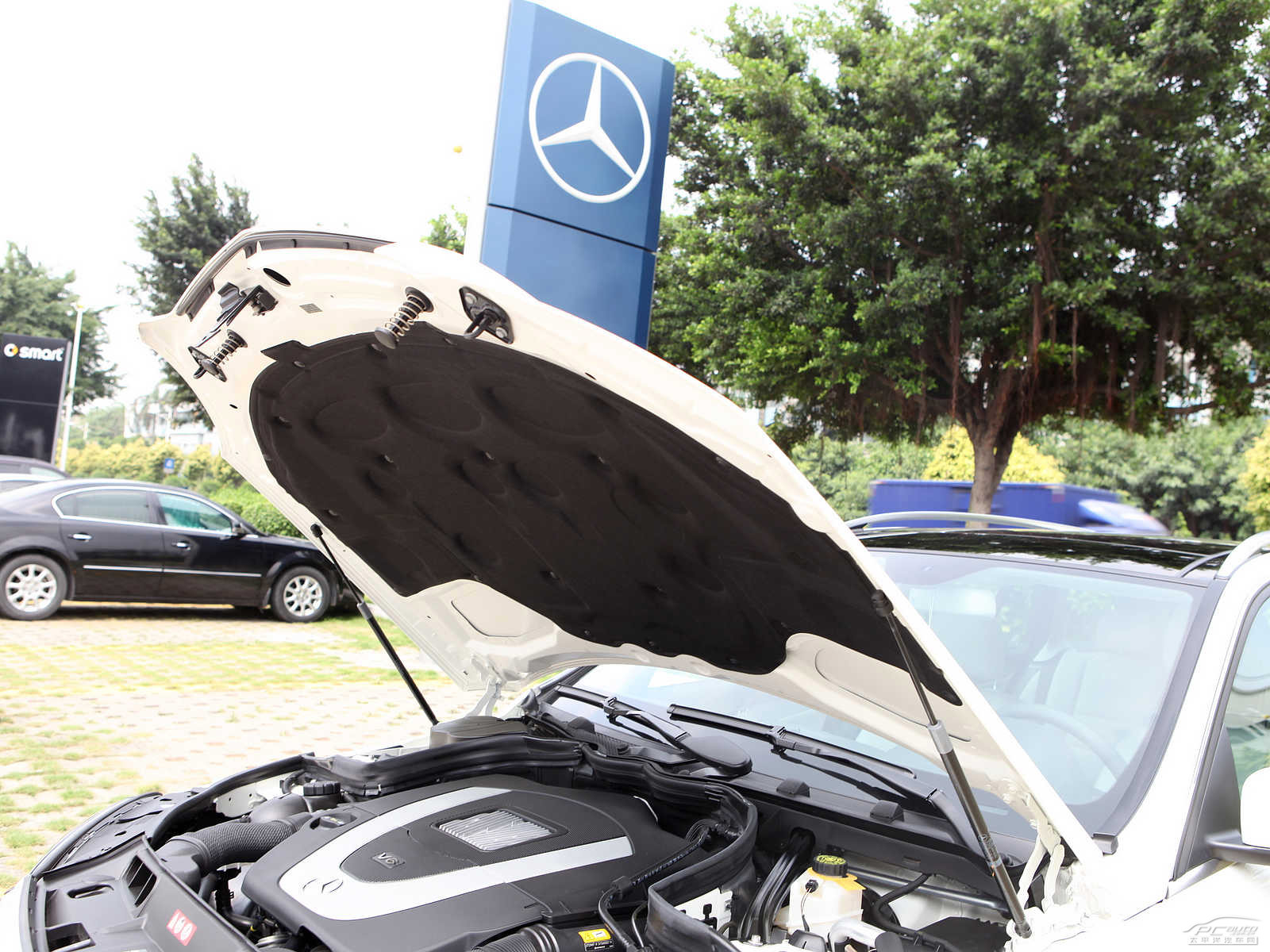 奔馳C級(jí)(進(jìn)口)細(xì)節(jié)高清大圖