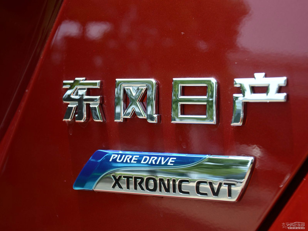 炫雅紅騏達(dá)車尾外觀圖片
