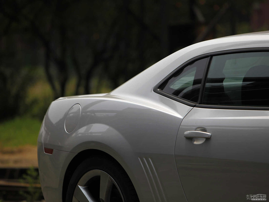 y~_Camaro^DƬ