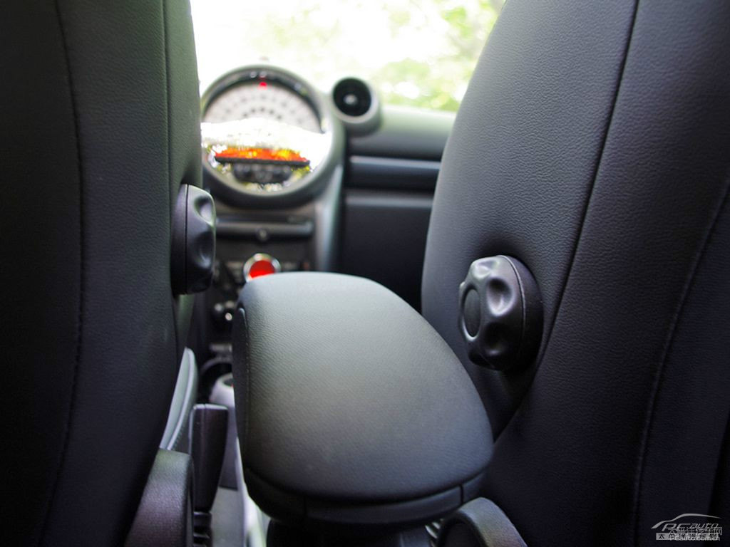 ɫMINI COUNTRYMAN΃(ni)DƬ