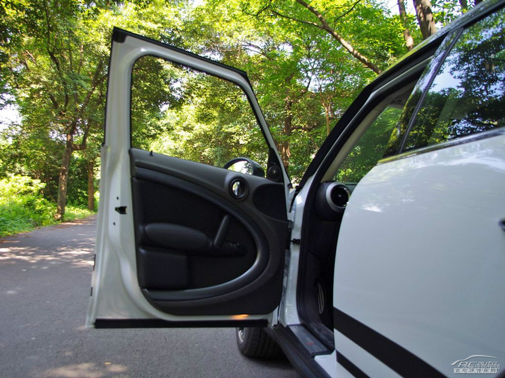 ɫMINI COUNTRYMAN܇(ni)DƬ