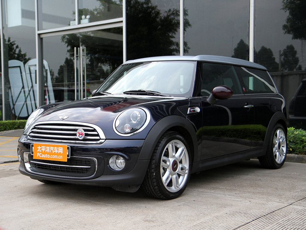 子夜黑MINI CLUBMAN整車外觀外觀圖片