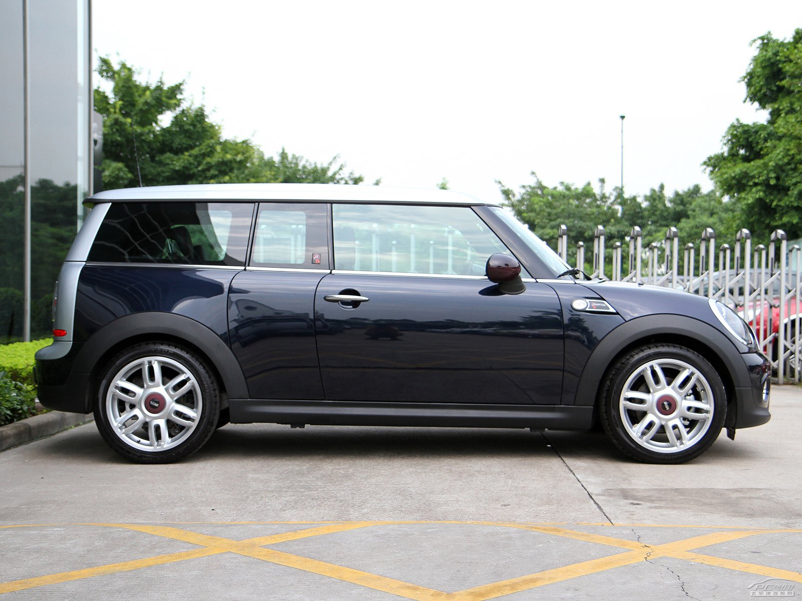 MINI CLUBMAN外觀高清大圖