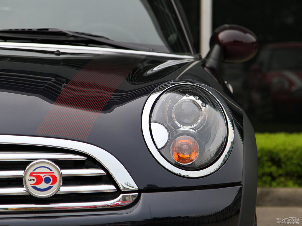 子夜黑MINI CLUBMAN車頭外觀圖片