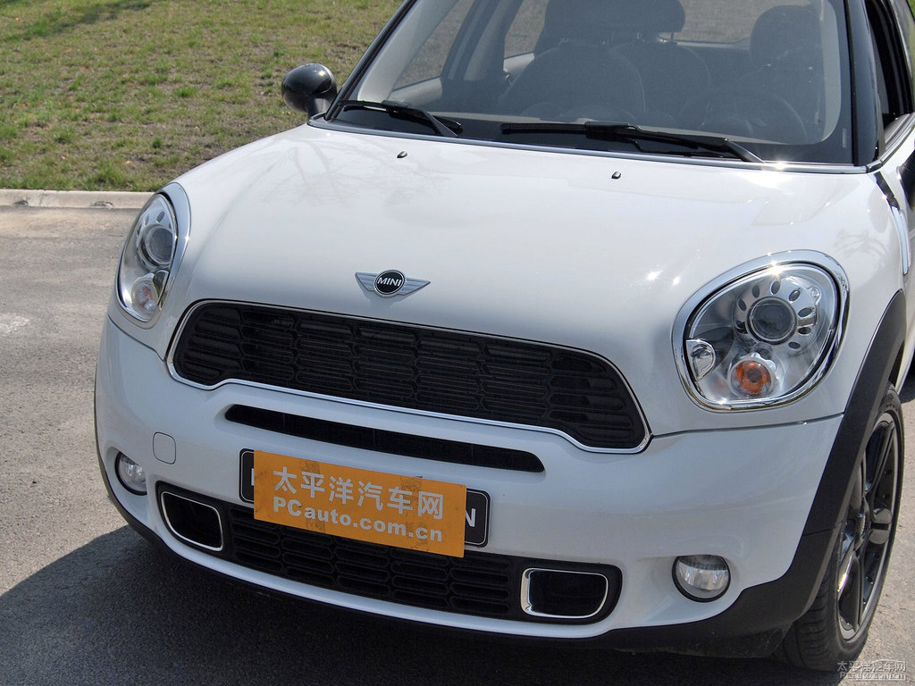 ɫMINI COUNTRYMAN܇^^DƬ