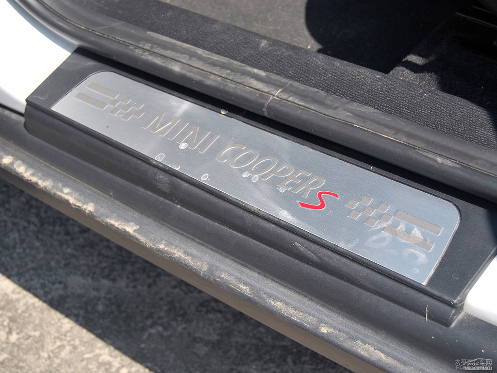ɫMINI COUNTRYMAN܇(ni)DƬ
