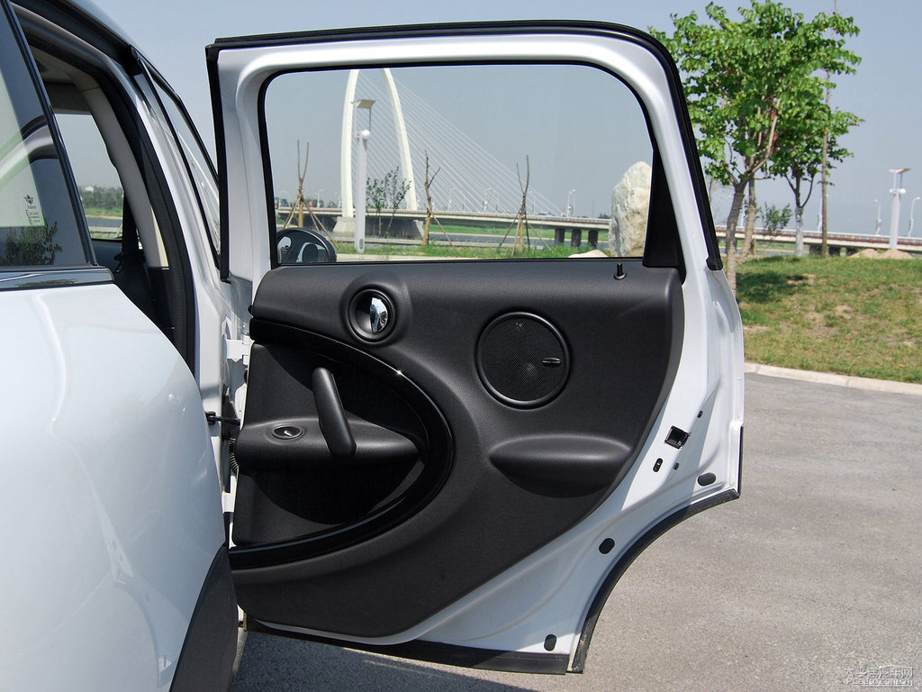 ɫMINI COUNTRYMAN܇(ni)DƬ