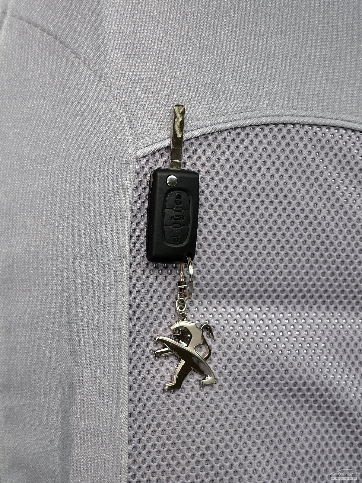 標(biāo)致408細(xì)節(jié)高清大圖
