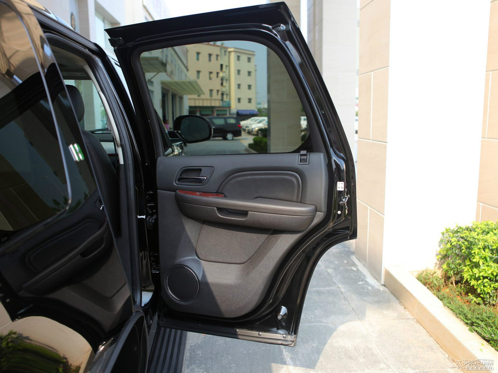 źڄP׵ESCALADE܇(ni)DƬ