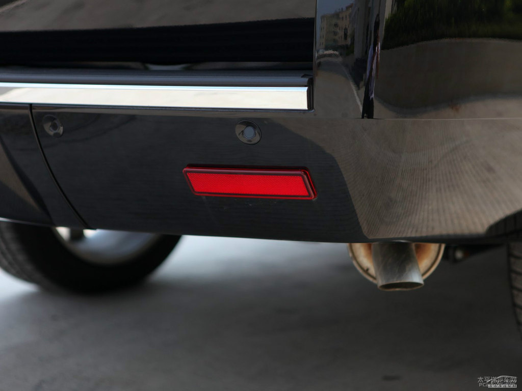 źڄP׵ESCALADE܇(ch)β^DƬ