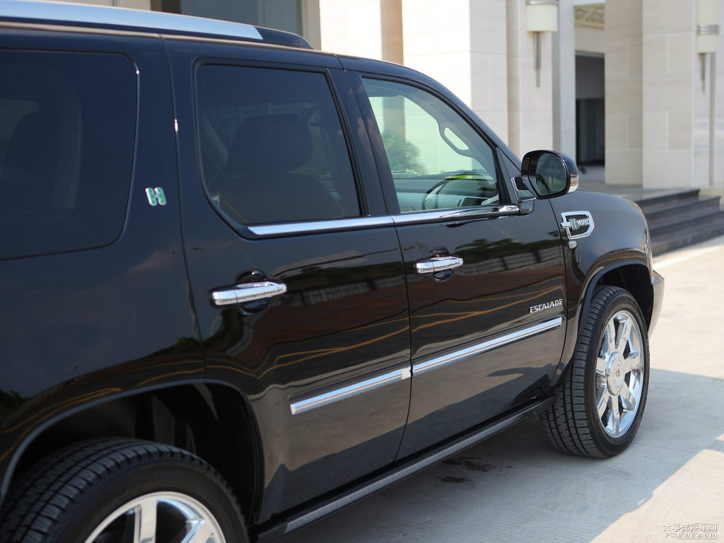 źڄP׵ESCALADE܇^DƬ
