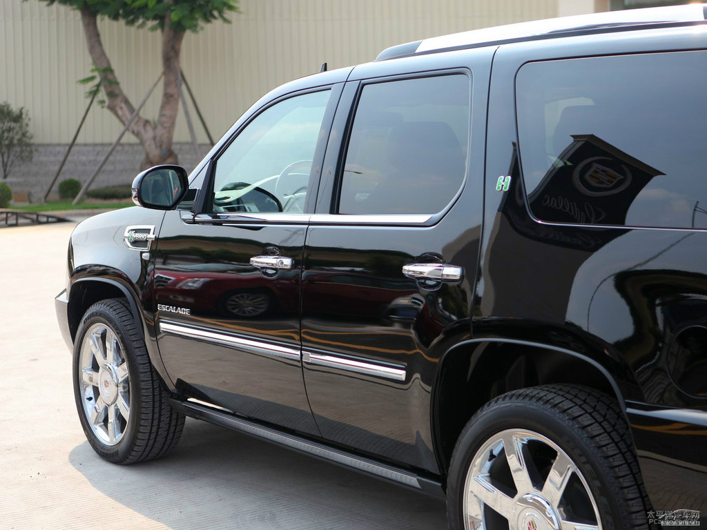 źڄP׵ESCALADE܇(ch)^DƬ