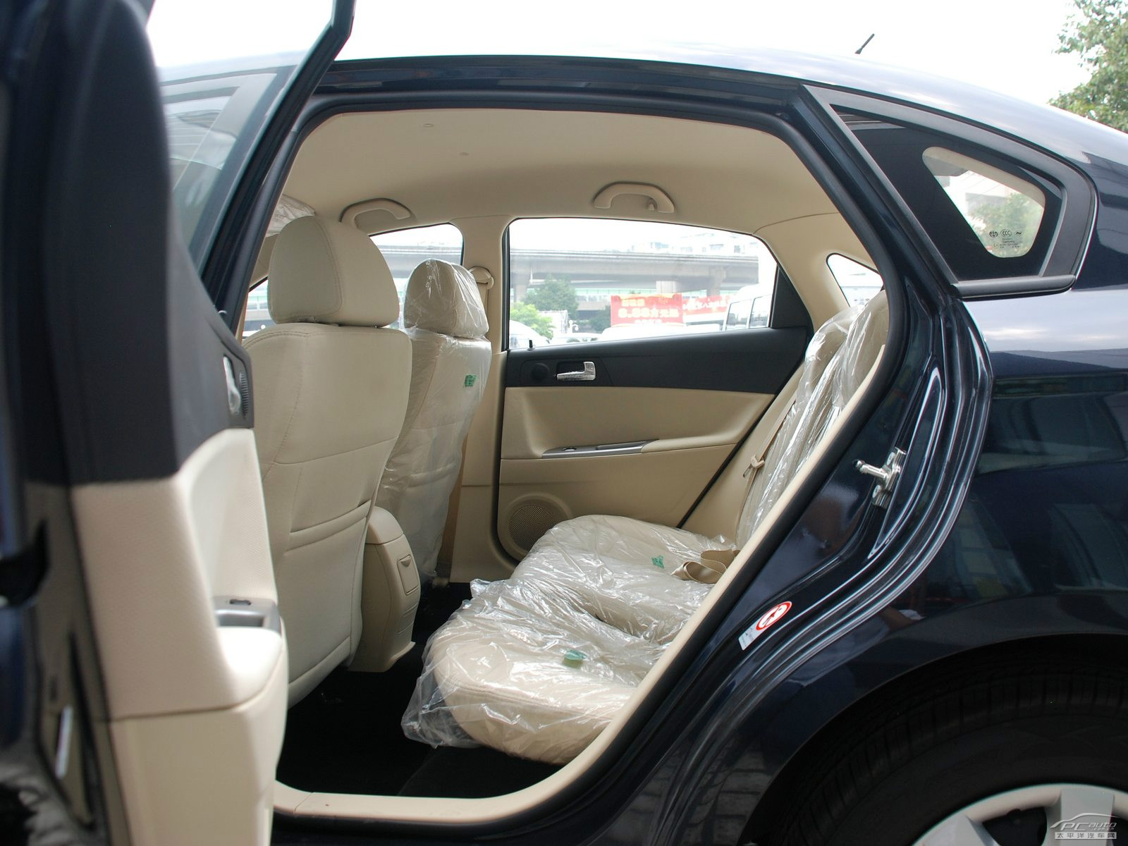 駿捷FSV內(nèi)飾高清大圖