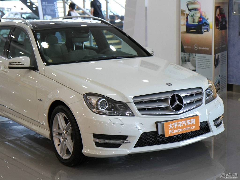 粉筆白奔馳C級(進口)整車外觀外觀圖片
