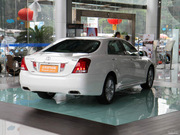 2010款 2.5L Royal 真皮天窗導(dǎo)航版 2010款 2.5L Royal 真皮天窗導(dǎo)航版