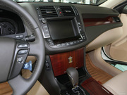 2010款 2.5L Royal 真皮天窗導(dǎo)航版 2010款 2.5L Royal 真皮天窗導(dǎo)航版