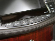 2010款 2.5L Royal 真皮天窗導(dǎo)航版 2010款 2.5L Royal 真皮天窗導(dǎo)航版