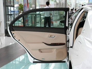 2010款 2.5L Royal 真皮天窗導(dǎo)航版 2010款 2.5L Royal 真皮天窗導(dǎo)航版