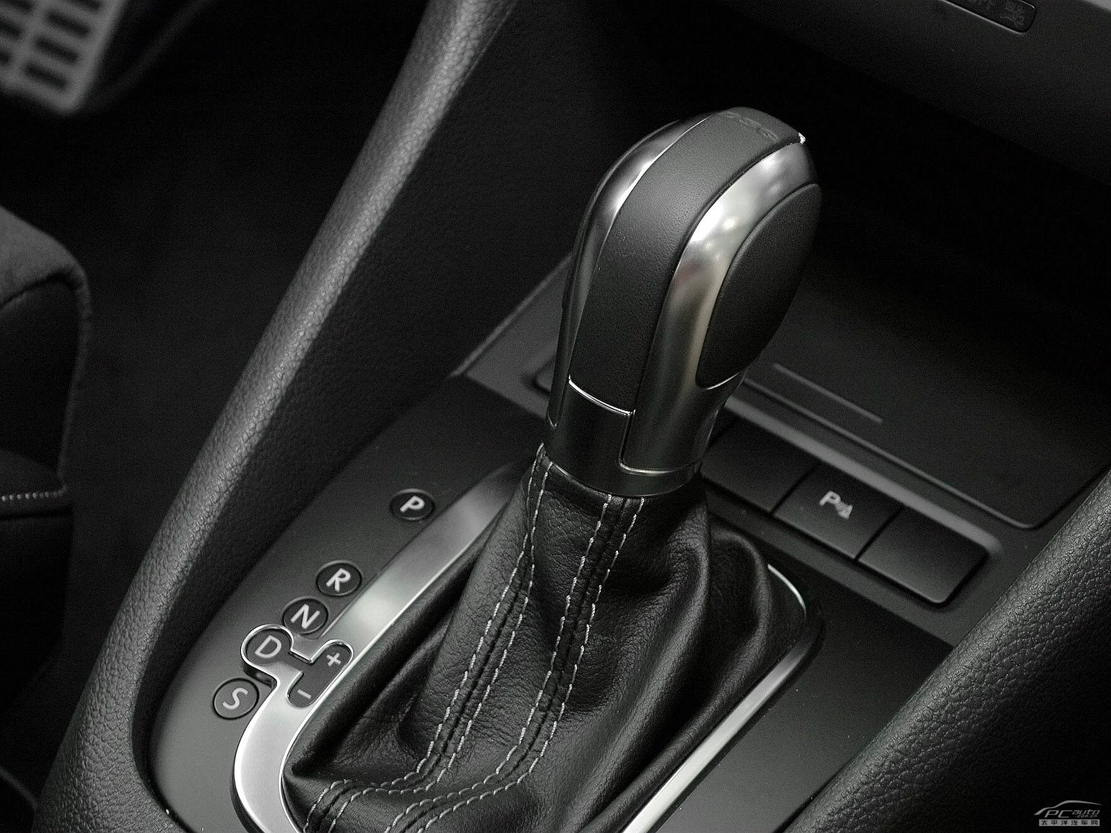 高爾夫(進口)內(nèi)飾高清大圖