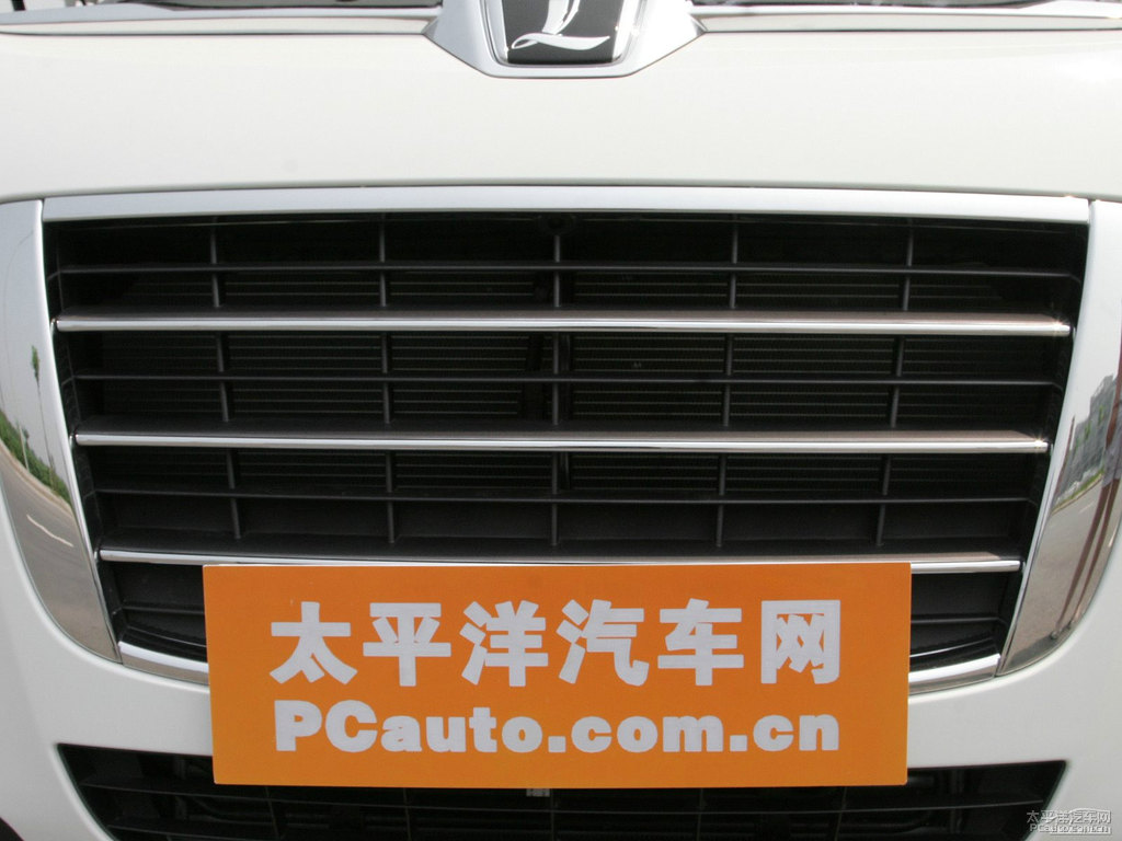 ɰ׼{ǽݴ7 SUV^DƬ