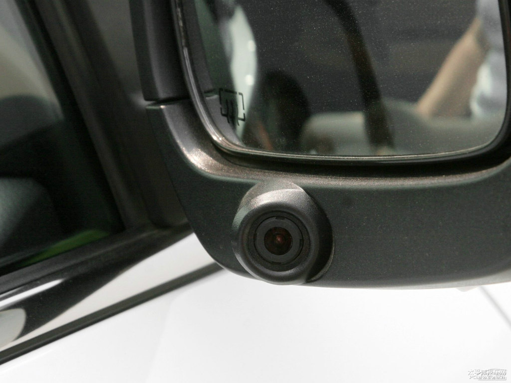ɰ׼{ǽݴ7 SUV^(gun)DƬ