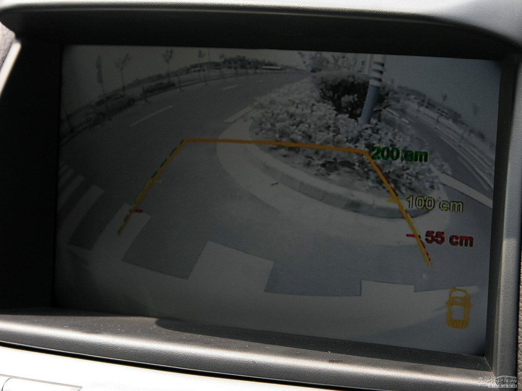 ɰ׼{ǽݴ7 SUV(ni)DƬ