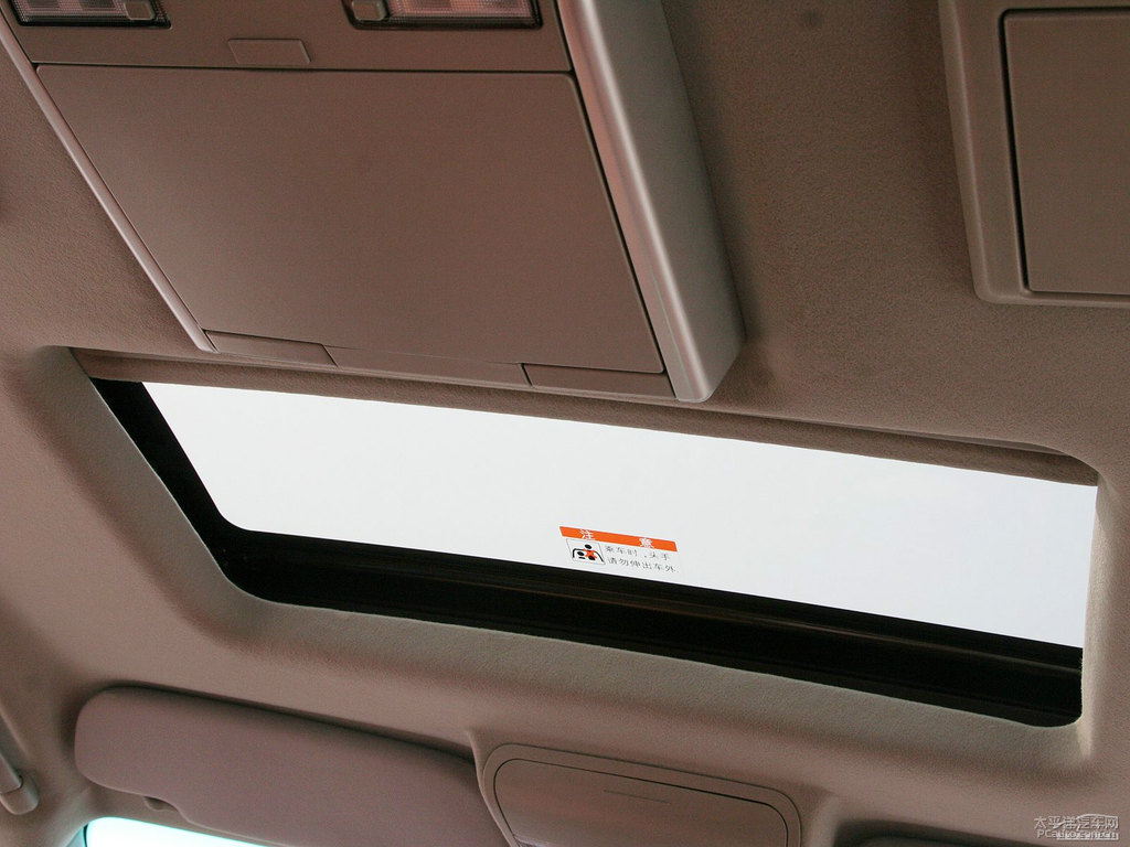 ɰ׼{ǽݴ7 SUV(ni)DƬ