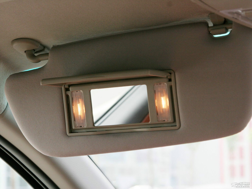 ɰ׼{ǽݴ7 SUV(ni)DƬ