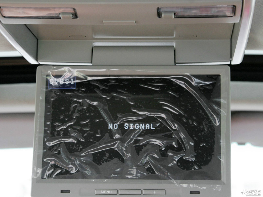 ɰ׼{ǽݴ7 SUV(ni)DƬ