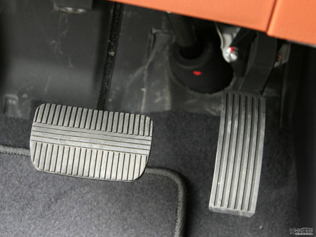 ɰ׼{ǽݴ7 SUV(ni)DƬ