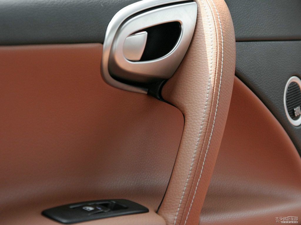 ɰ׼{ǽݴ7 SUV(ni)DƬ