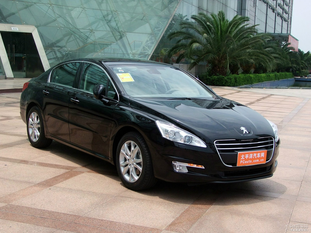 碳晶黑標(biāo)致508整車(chē)外觀外觀圖片