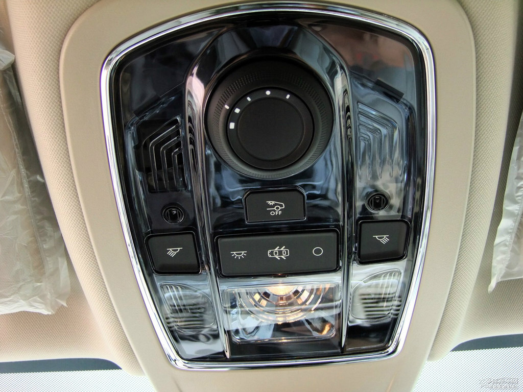 碳晶黑標(biāo)致508車廂內(nèi)飾圖片