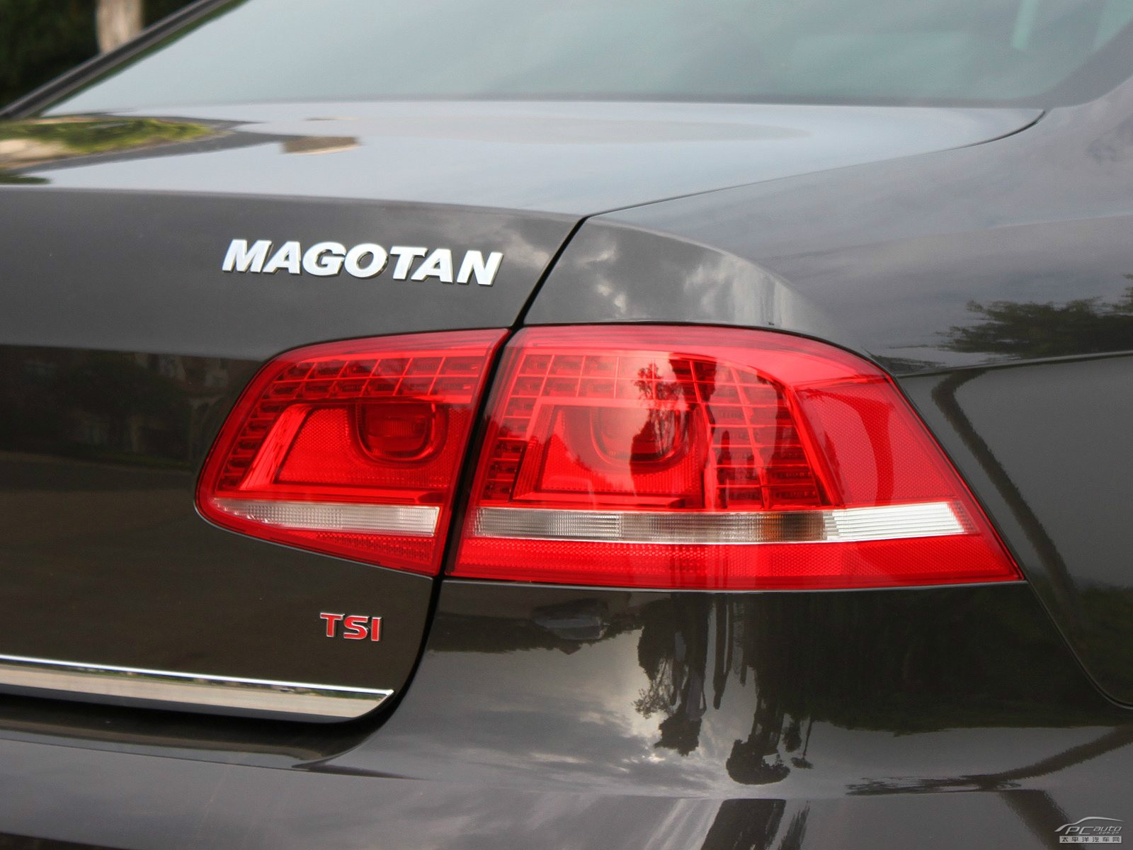 邁騰外觀高清大圖