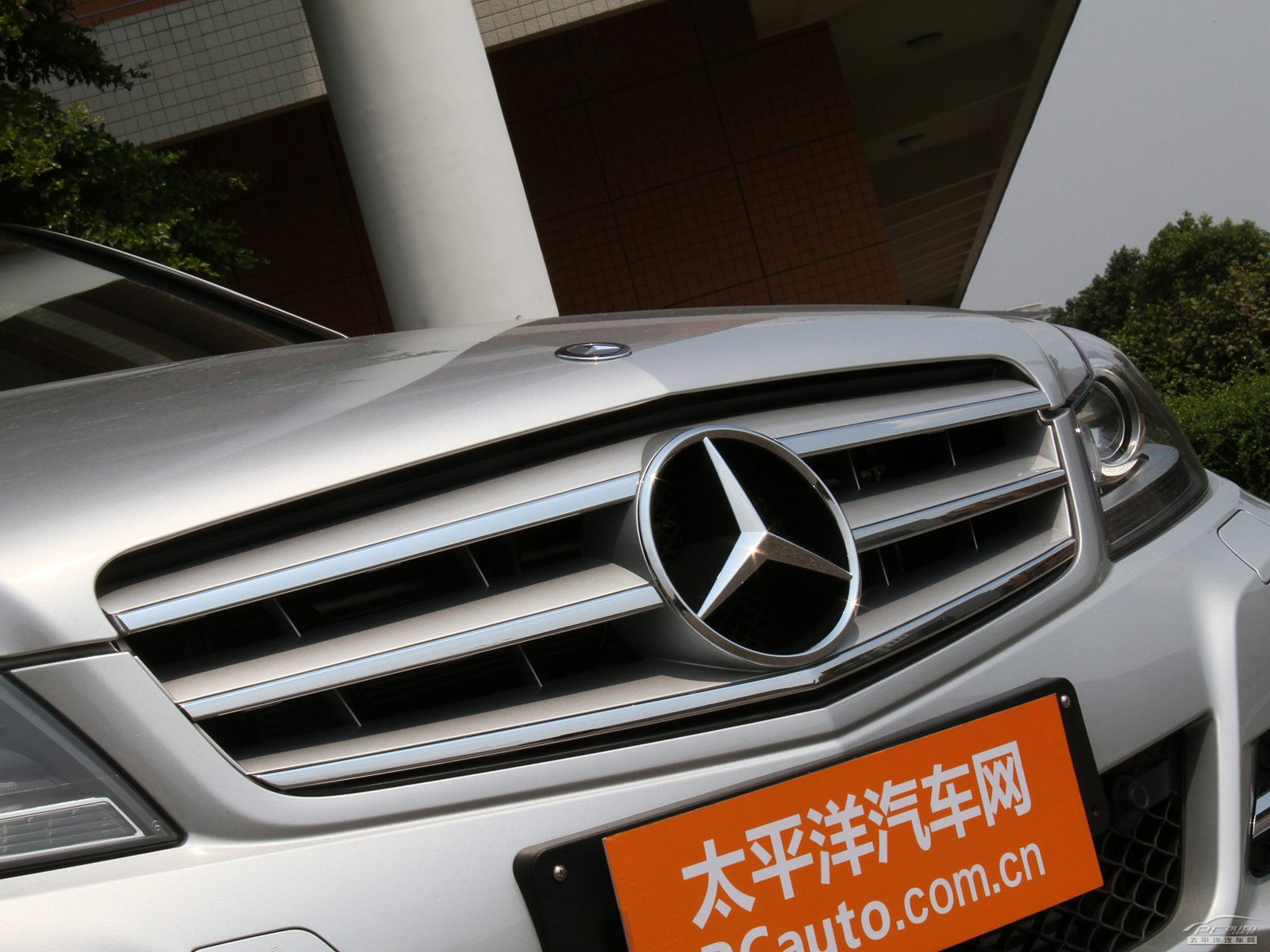 奔馳C級外觀高清大圖