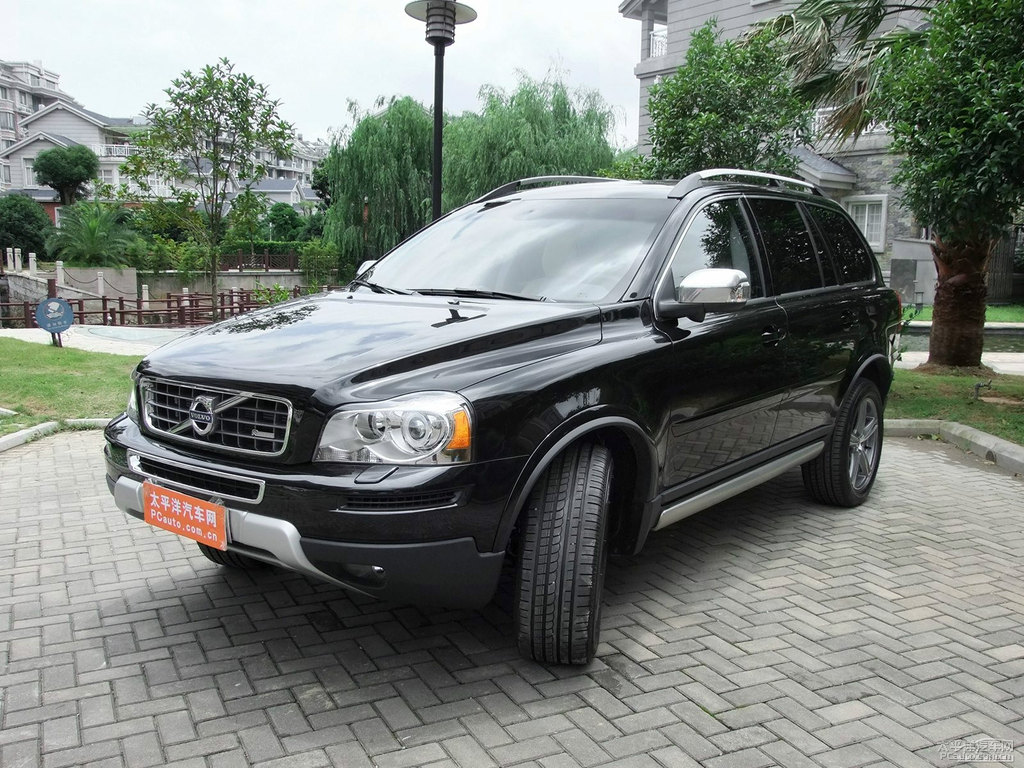 亮黑藍(lán)金屬漆沃爾沃XC90外觀圖片