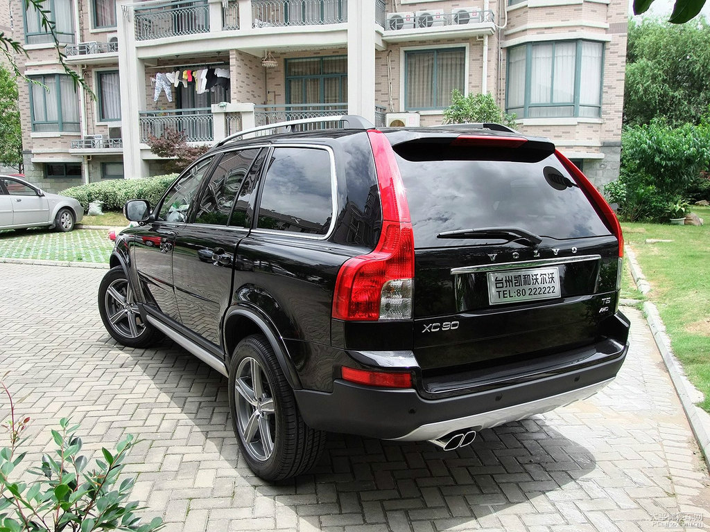 亮黑藍金屬漆沃爾沃XC90外觀圖片