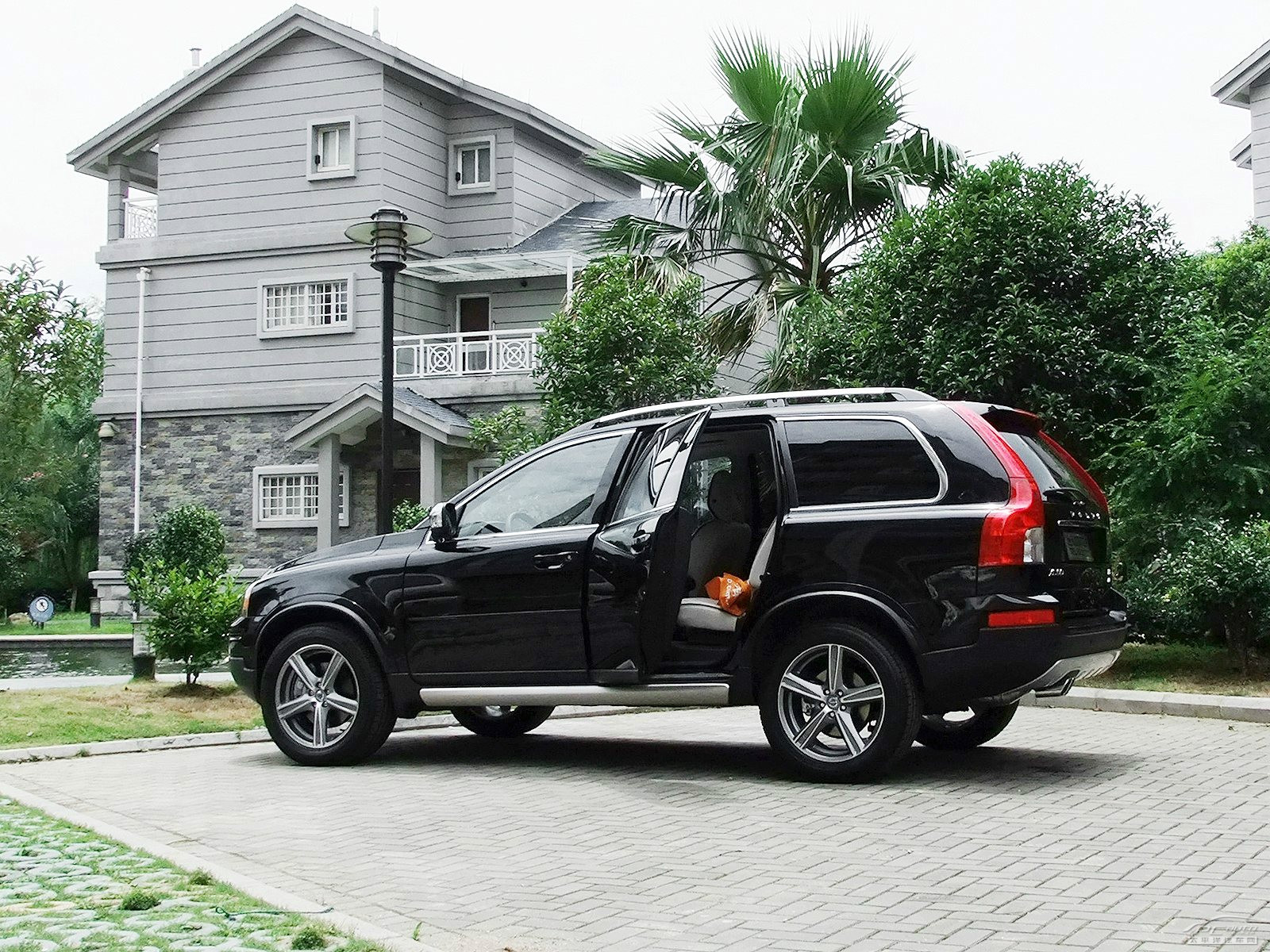 沃爾沃XC90外觀高清大圖