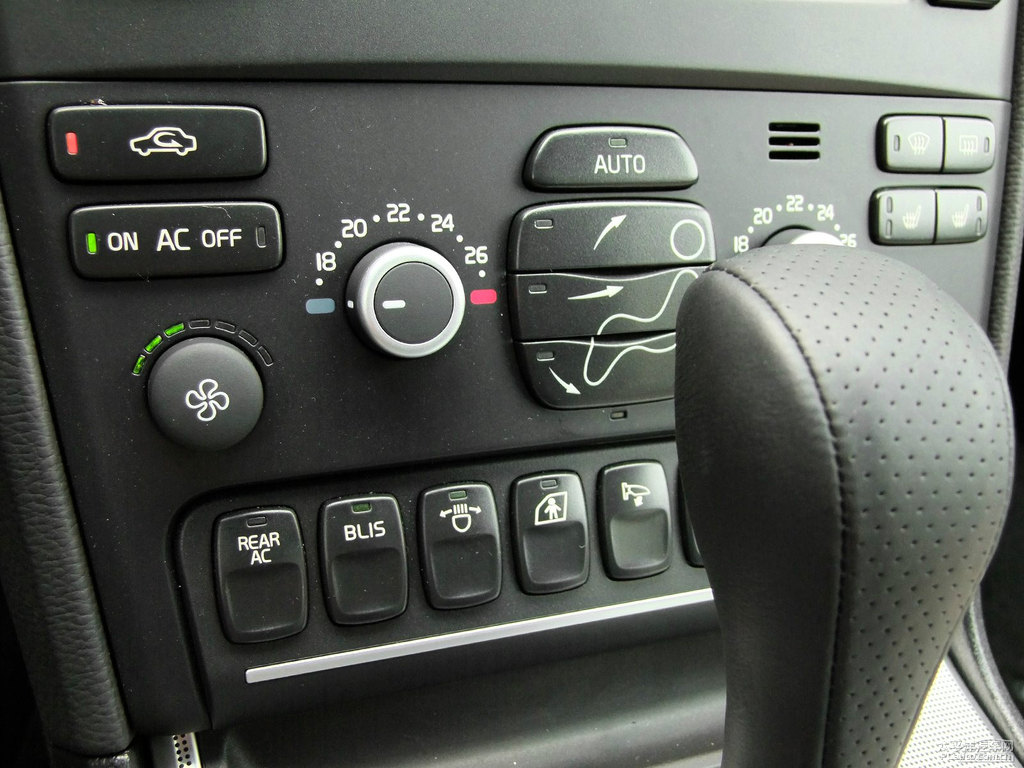 {(ln)֠XC90(ni)DƬ