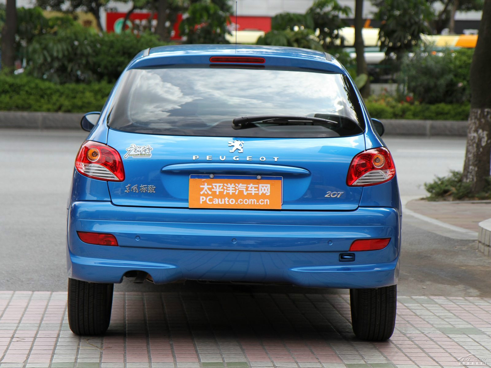 標(biāo)致207外觀高清大圖