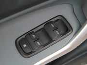 2011款 兩廂 1.5L 手動(dòng)運(yùn)動(dòng)型 2011款 兩廂 1.5L 手動(dòng)運(yùn)動(dòng)型